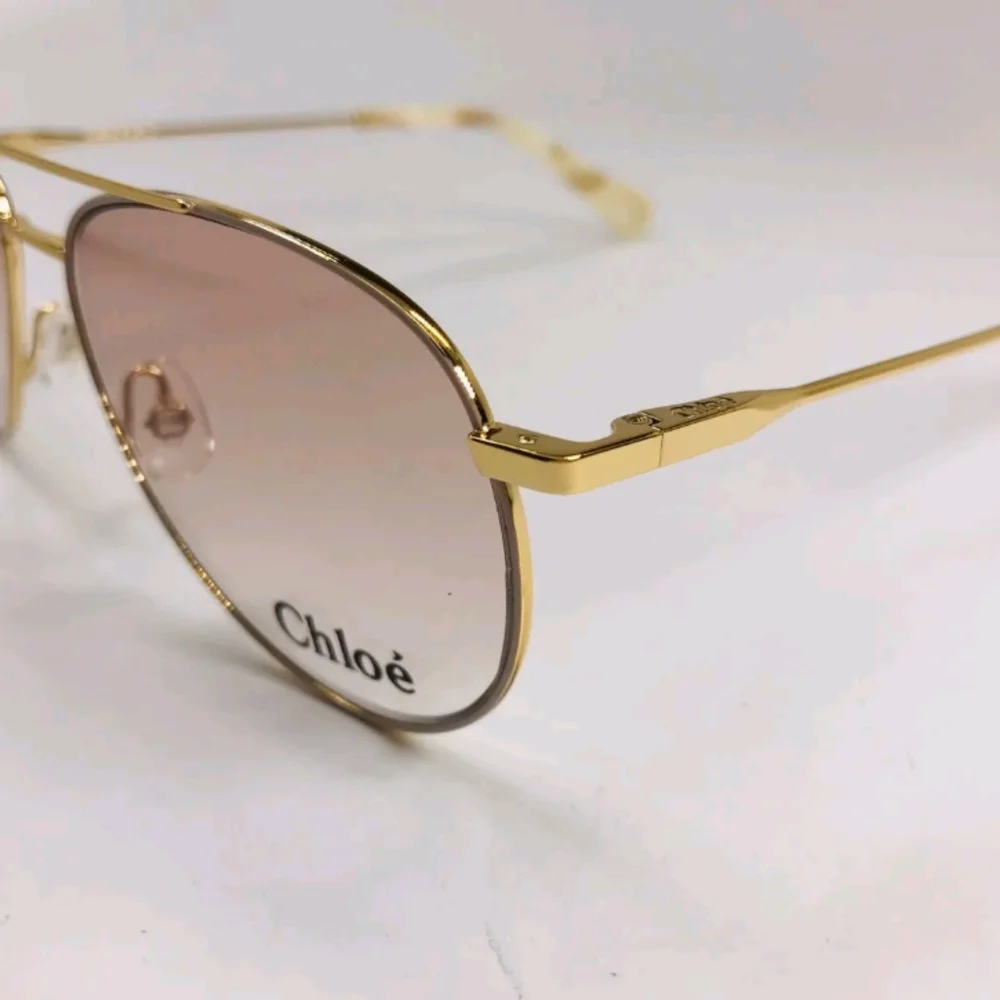 - Chloe aviator sunglasses - Picture 3 of 3